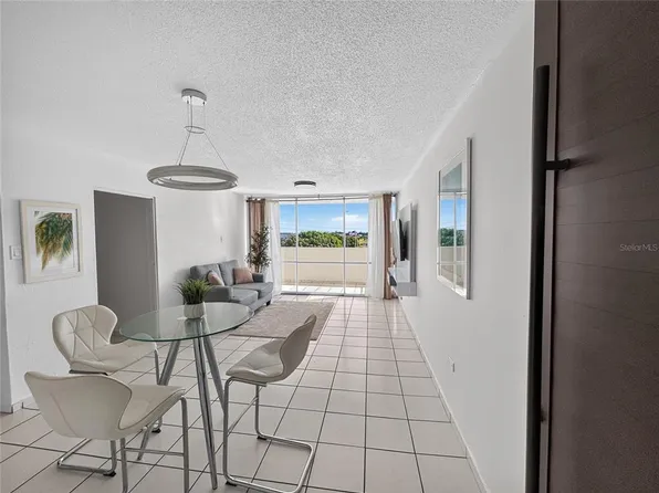K Condominio Intersuites APT 5, Carolina, PR 00979