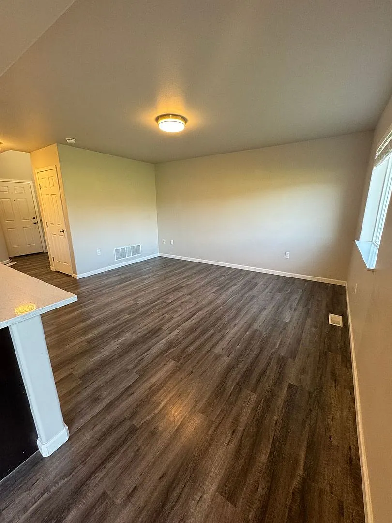 1591 N. Tinitun Circle — Photo 4