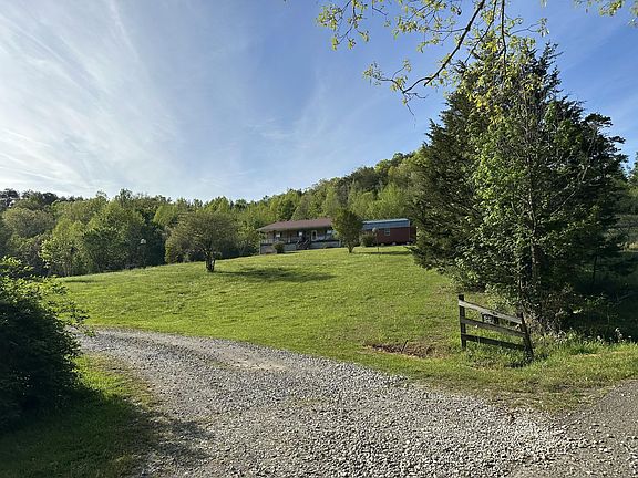 2nd image of 231 Cox Rd
