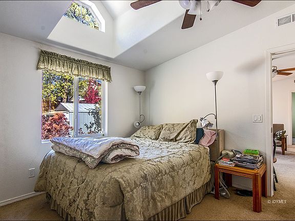 5th image of 23200 Clement Dr