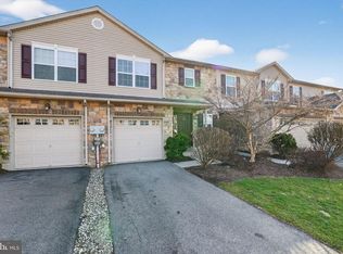 2270 Jeannette Ln, Easton, PA 18040