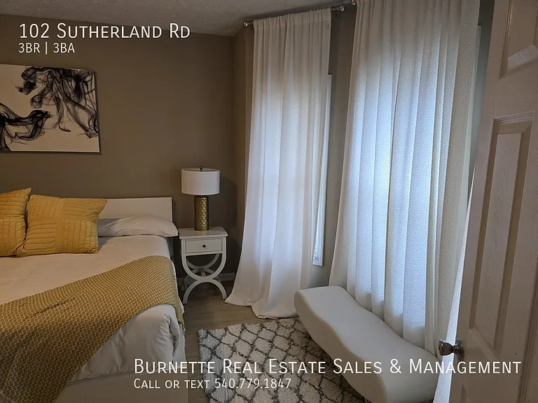 102 Sutherland Dr — Photo 5