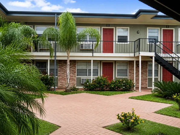 2211 New Combes Hwy APT 13, Harlingen, TX 78550