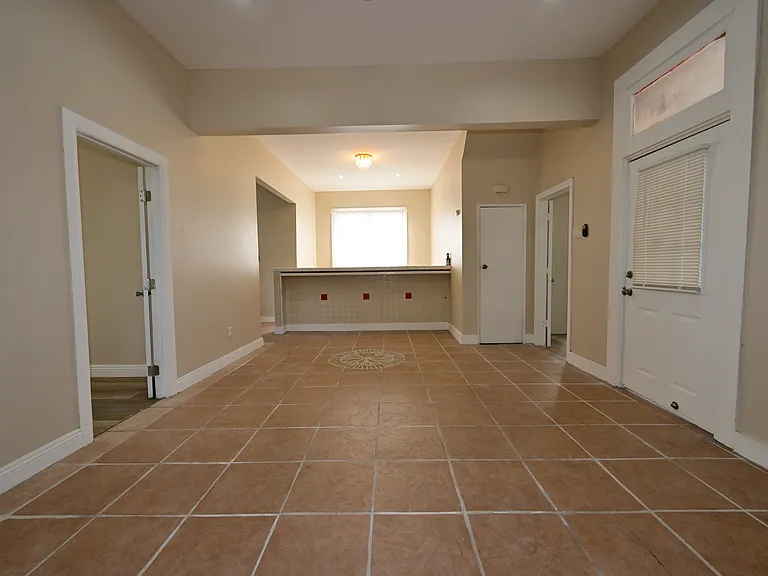 332 E Olive Ave — Photo 13