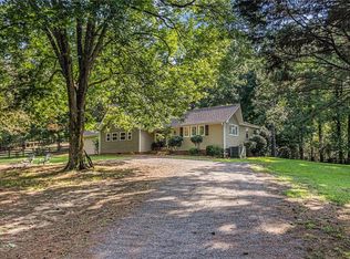 1281 Lawrence Rd, Molena, GA 30258