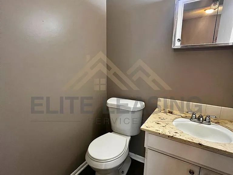 3310 SW 7th St — Photo 5