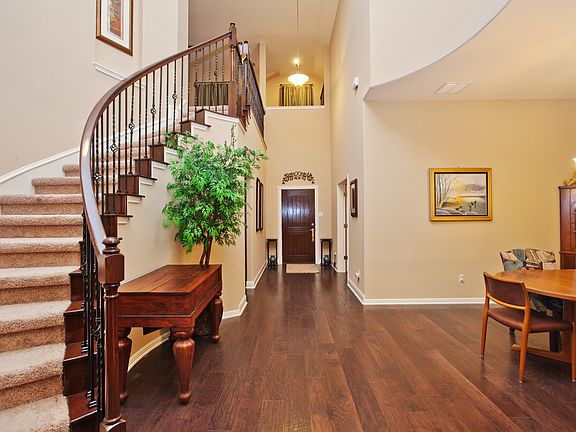 3rd image of 2604 Berkshire Way