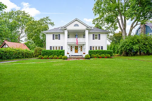 20 Elk Ave Photo 1