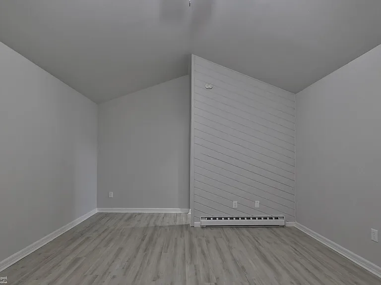 353 Broad St #2 — Photo 6
