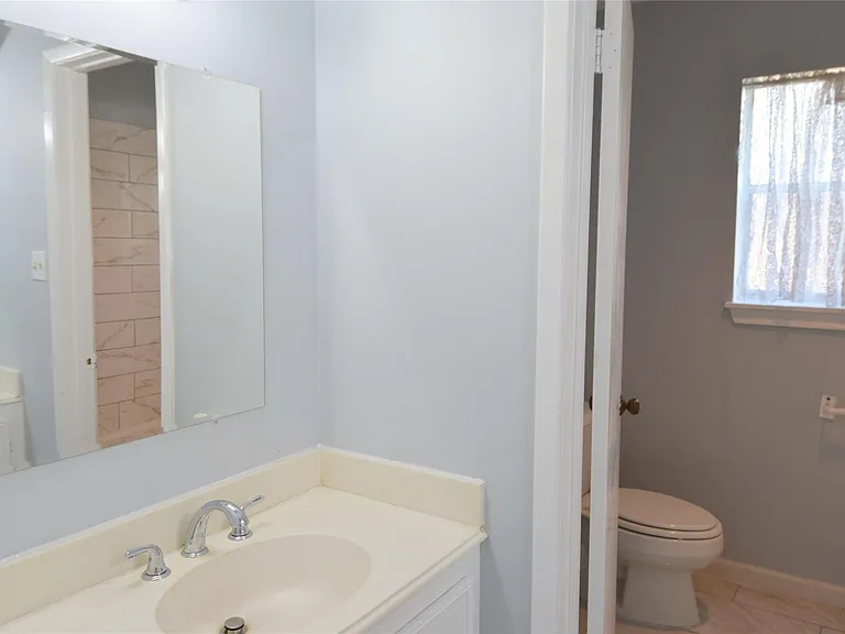 6707 Las Brisas Dr — Photo 22