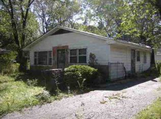 114 W 157th St, Harvey, IL 60426