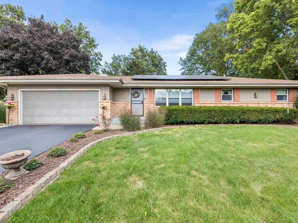 5740 Linden Rd, Rockford, IL 61109