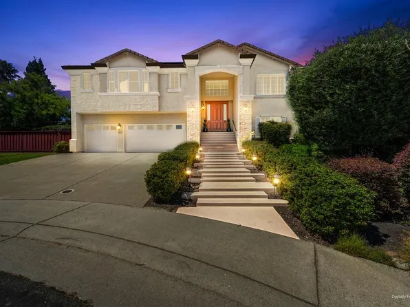 6813 Helstone Ct, Rocklin, CA 95677
