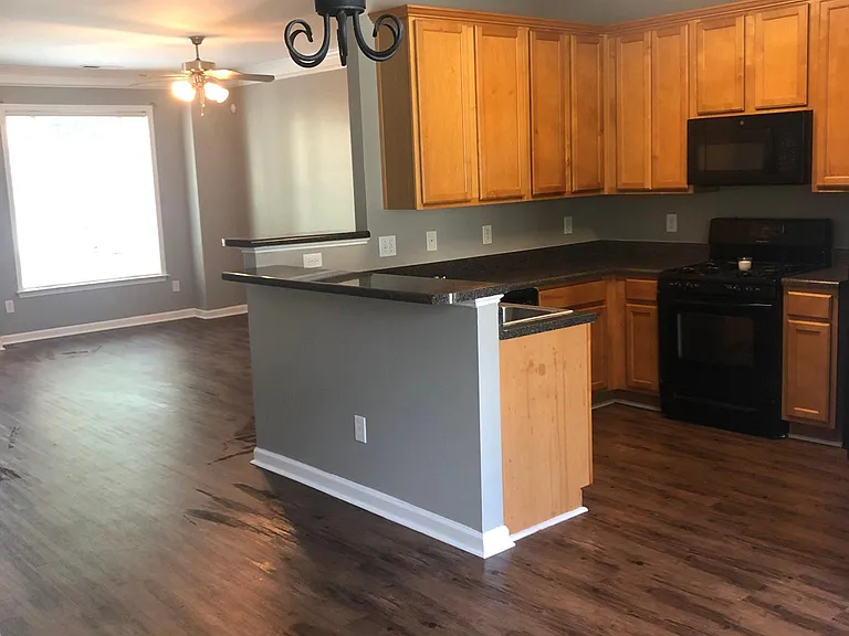 1776 Heights Cir NW — Photo 7