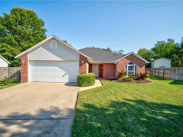 462 Aster Ave, Farmington, AR 72730