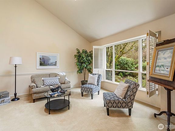 5th image of 7136 McCormick Woods Drive SW