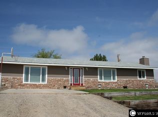 25 S Coyote Rd, Glenrock, WY 82637