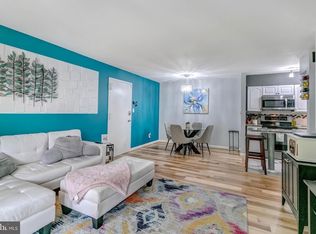 5900 Queenston St #502, Springfield, VA 22152