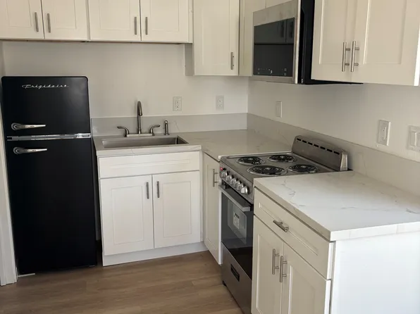 6875 Glidden St, San Diego, CA 92111