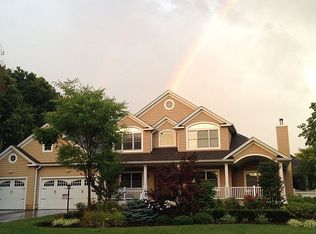 12 Glenridge Ln, Kings Park, NY 11754