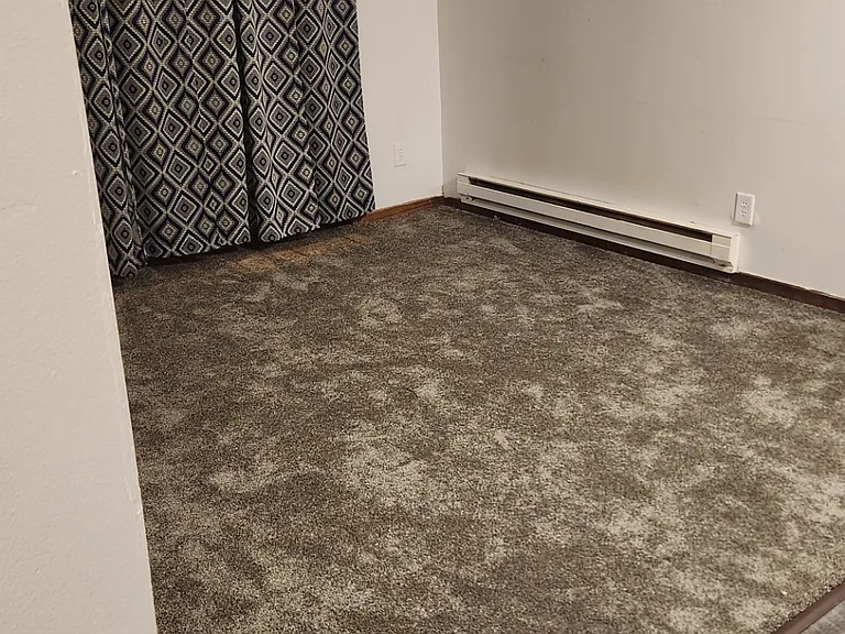 605 Mississippi St S #8 — Photo 3