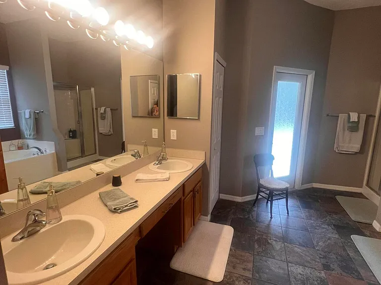 7368 Crepe Myrtle Ct — Photo 14