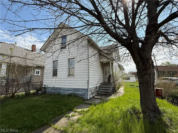 3319 Fulton Rd, Cleveland, OH 44109