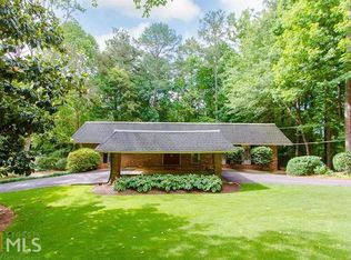 515 Spalding Dr, Sandy Springs, GA 30328