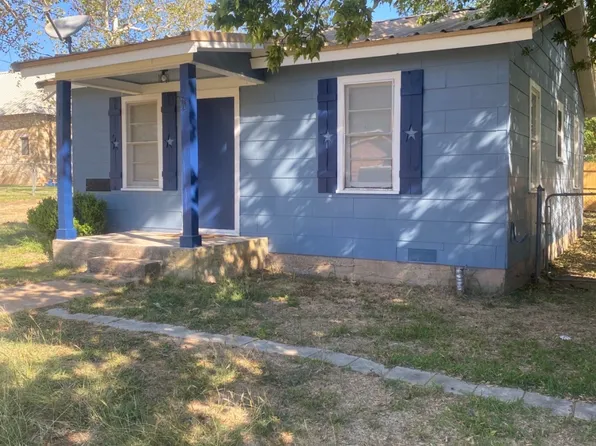 225 E Reynosa Ave, De Leon, TX 76444