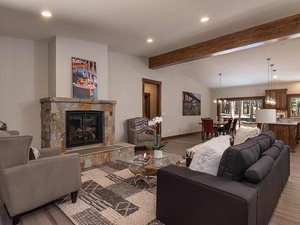 1st image of 15695 Northwoods Blvd