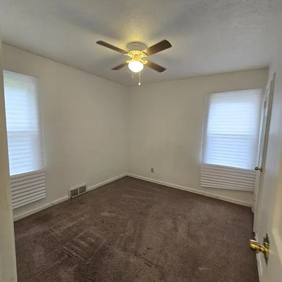 2553 Greenvale Rd — Photo 14