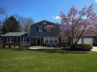 22 Hibernia Way, Freehold, NJ 07728