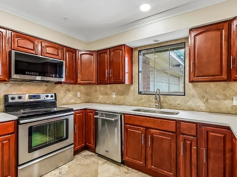 16214 Port O Call St — Photo 8