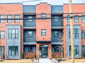 158 Durham Ave