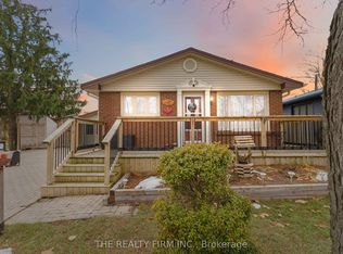 72 Metcalfe Cres, London, ON N6E1H9
