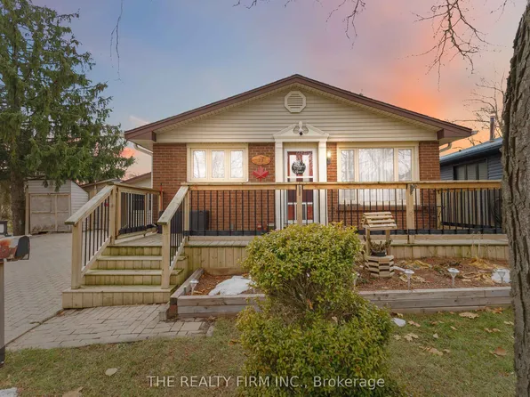 72 Metcalfe Cres, London, ON N6E 1H9