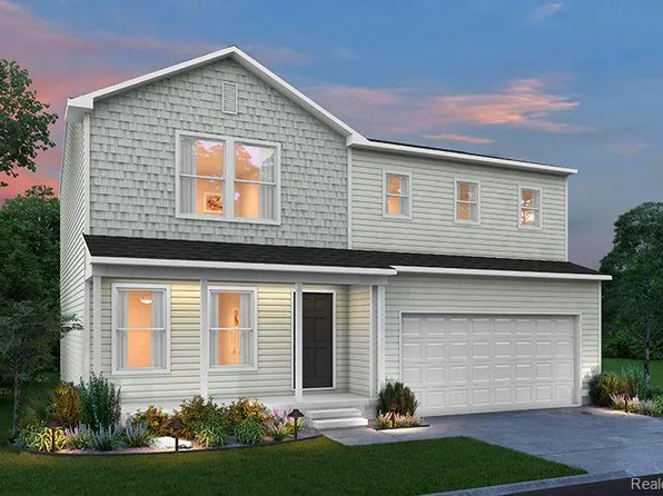 2204 Champion Dr, Burton, MI 48519