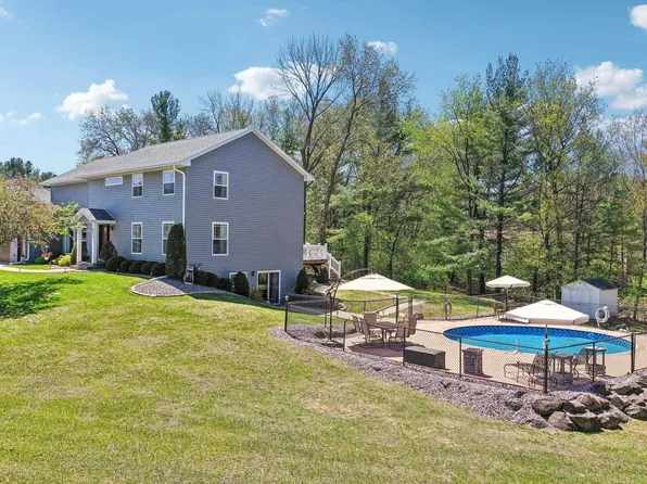 911 Fawn Court, Wisconsin Dells, WI 53965