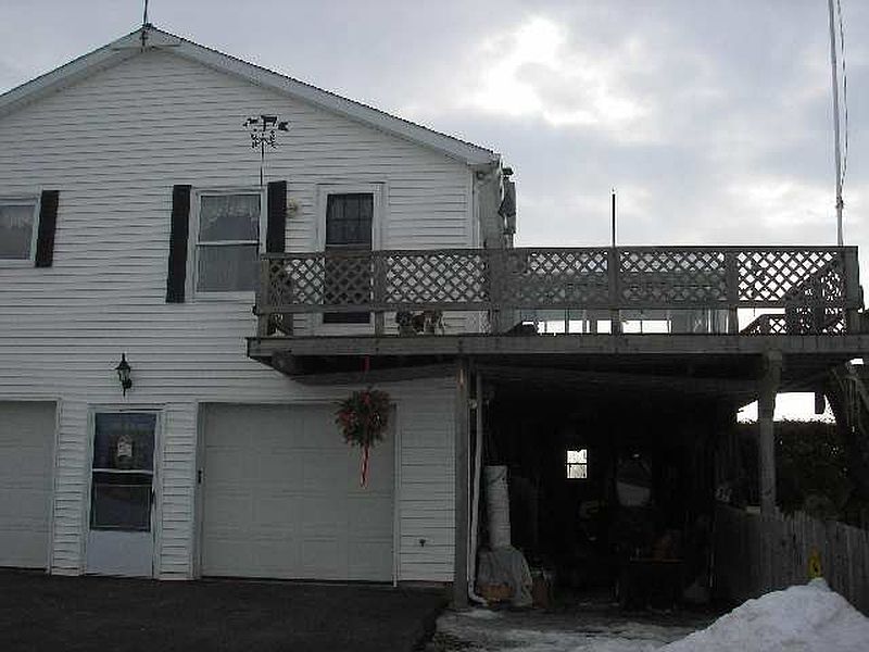2nd image of 465 OAK HILL Road