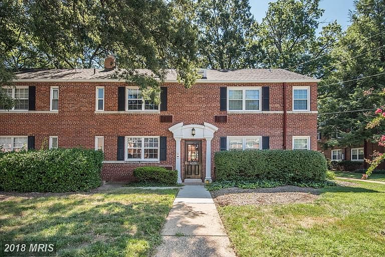 1st image of 4326 N Pershing Dr APT 1