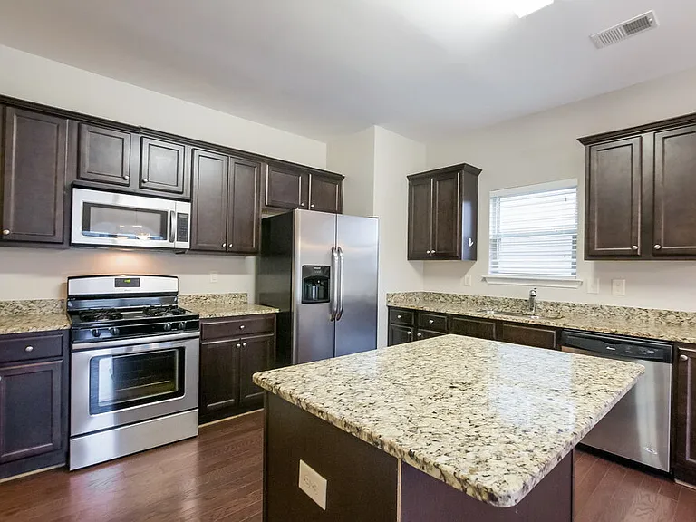 68 Teramont Ct — Photo 8