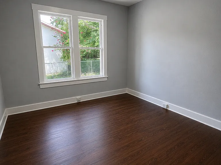 1618 Wayman St — Photo 8