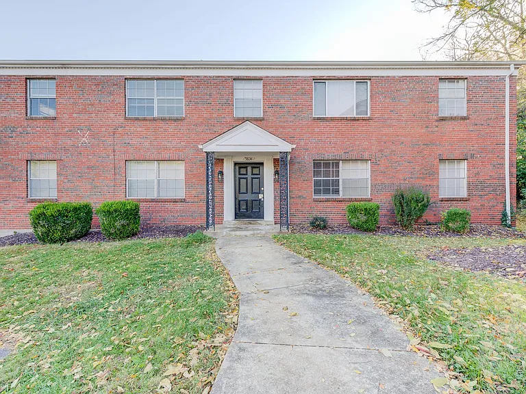 (483) 5830-44 Bermuda Rd — Photo 1