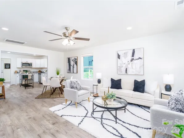 810 W Raleigh Ave, Statesville, NC 28677