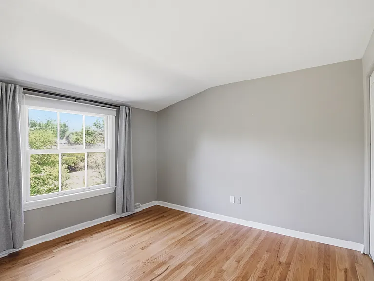4576 Wagon Wheel Dr — Photo 7