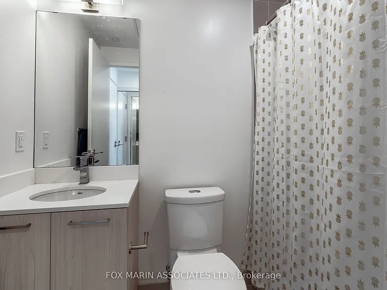 65 Mutual St #2707 — Photo 21