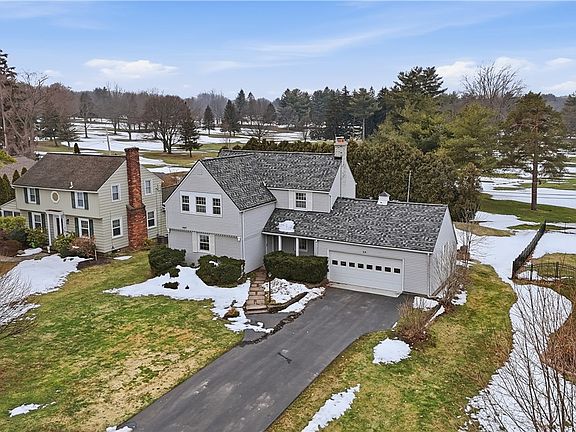 2nd image of 68 Ridgemont Dr