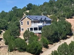 5 Amanda Ct, Tijeras, NM 87059