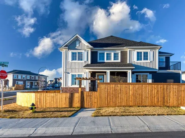 7 Cityline Heath NE, Calgary, AB T3N 2N5