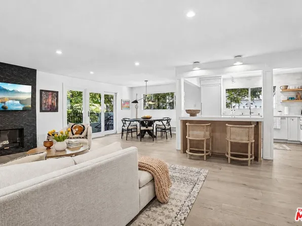 446 San Vicente Blvd Unit 202, Santa Monica, CA 90402
